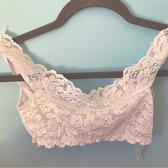 Set of 3 Free People Lace Crop Tops - Picture 2 of 3